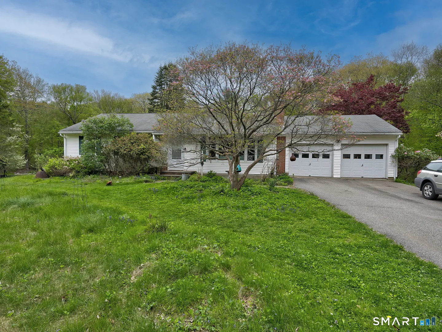 3 bed, 1.0 bath, 1344 sqft, $2,800 — Photo 1