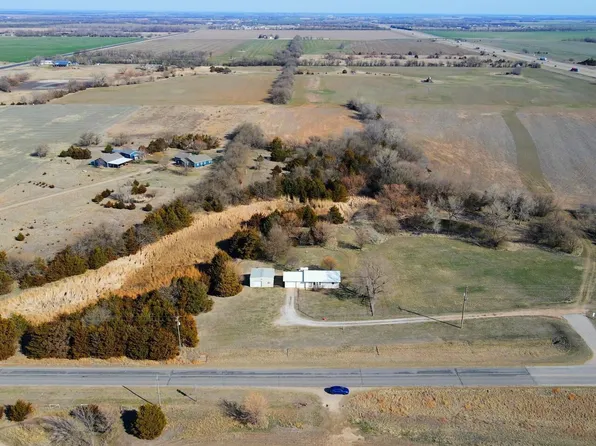 710 E 101st St N, Valley Center, KS 67147