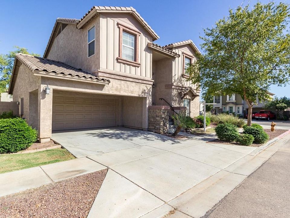 1st image of 3609 S 52nd Dr