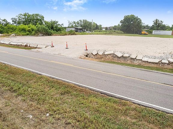 3rd image of 3132 County Road 61