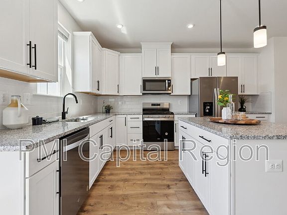 2nd image of 7836 Hope Ct