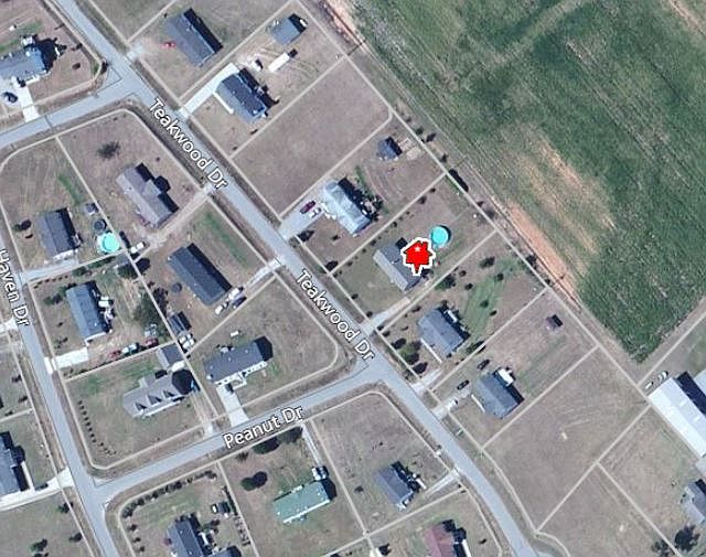 1st image of 82 Teakwood Dr