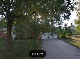 503 6th St W, Andalusia, IL 61232