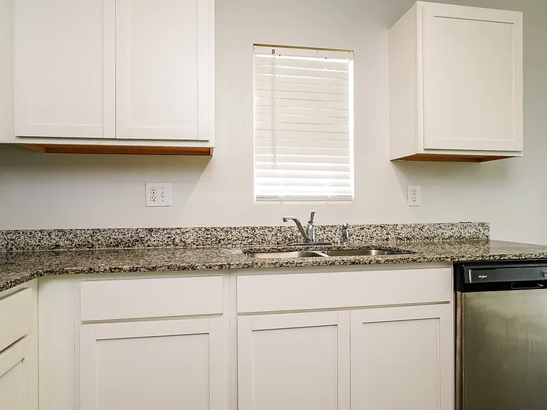 27329 Senator Dr — Photo 13