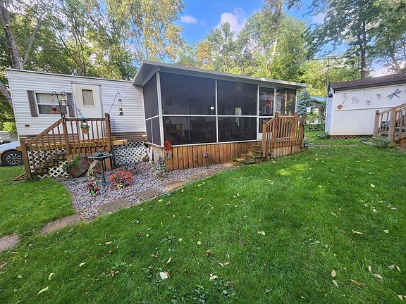 2nd image of 2945 County Road 4 SW #109