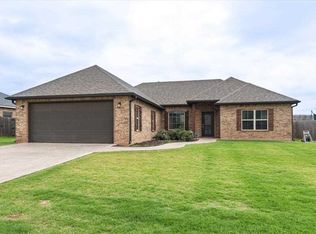 6 Misty Morning Ln, Elgin, OK 73538