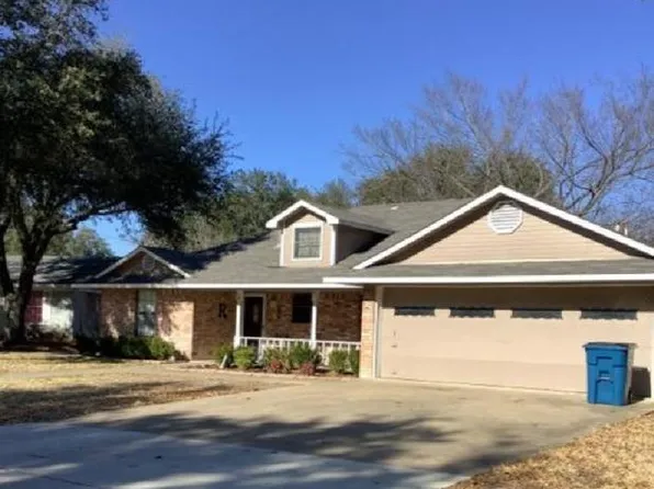 114 Circle Dr, Kaufman, TX 75142