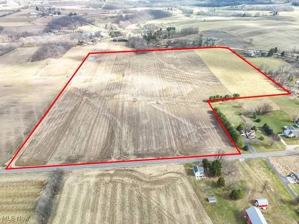Alabama Ave SW, Navarre, OH 44662