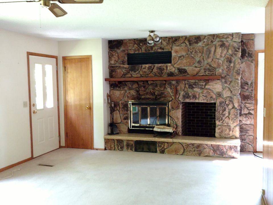 Fire place/Living room