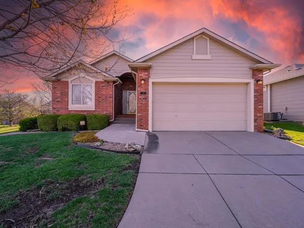 118 N Castle Rock St, Wichita, KS 67230