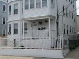 45 Phillips St #3, Lawrence, MA 01843