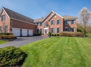 4935 Gillingham Way, Dublin, OH 43017