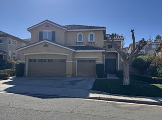 18 Plaza Avila, Lake Elsinore, CA 92532