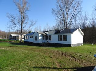 192 Little Canada Rd, Central Square, NY 13036