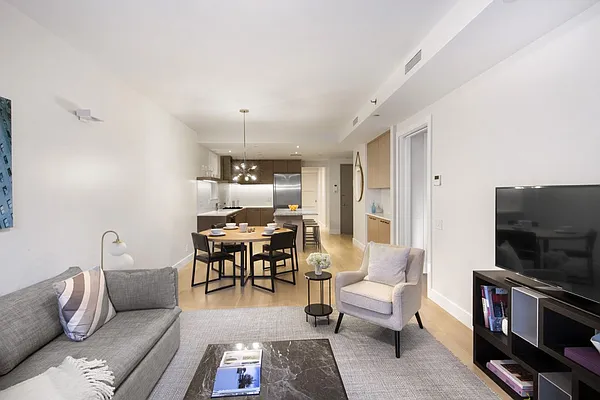 Sold by Town Residential | media 35
