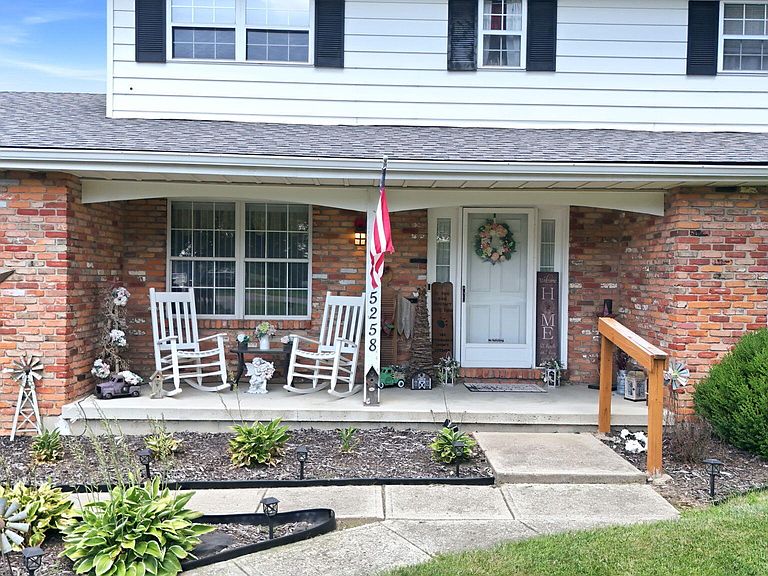Listing photo 5