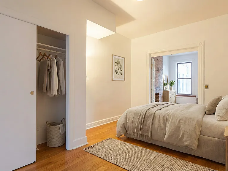 138 W 140th St #4E — Photo 2