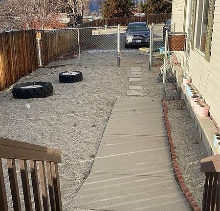 5th image of 8 31st St NE