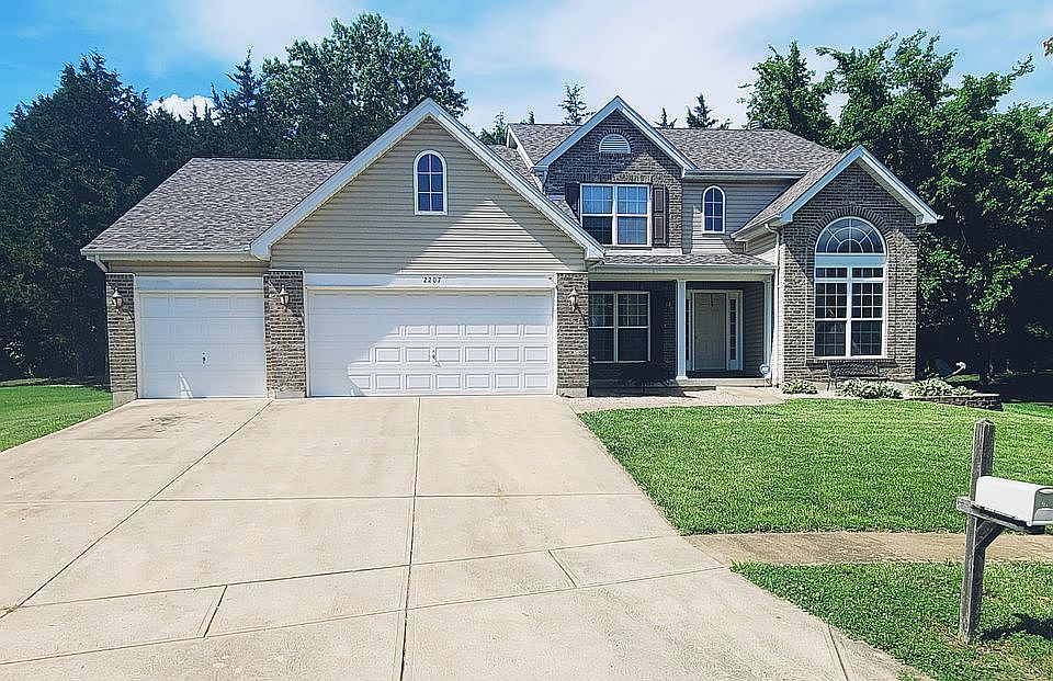 1st image of 2207 Silver Lake Estates Dr