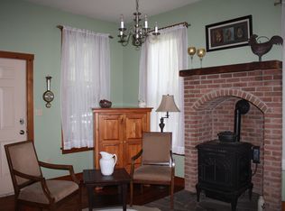 6 Shirley Ln, Lititz, PA 17543