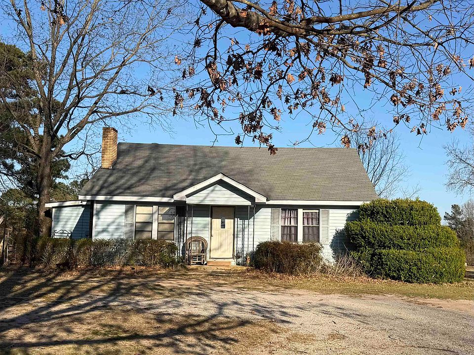 1st image of 4453 E Hempstead St #3