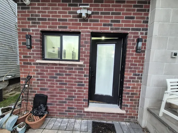 178 Kennedy Rd, Toronto, ON M1N 3P3