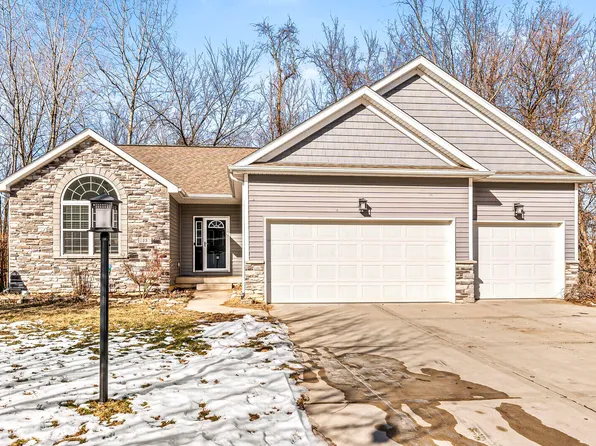 15 Kipling Dr, Valparaiso, IN 46383