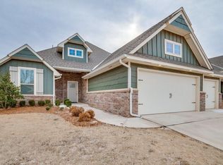 613 Side Track Rd, Yukon, OK 73099