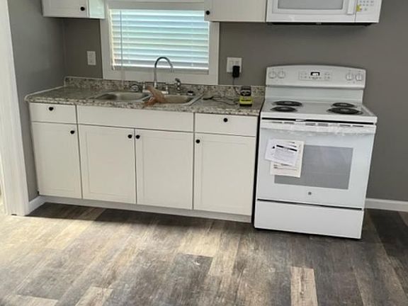 4th image of 330 Palm Ave #3