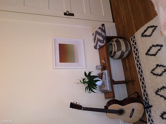 4th image of 3757A 16th St