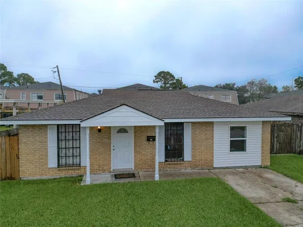 1153 Sandalwood Dr, Harvey, LA 70058