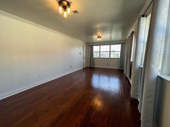 4th image of 5721 Eads St