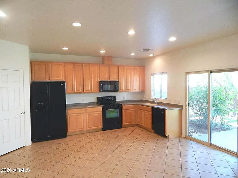 8770 W Wood Dr — Photo 2