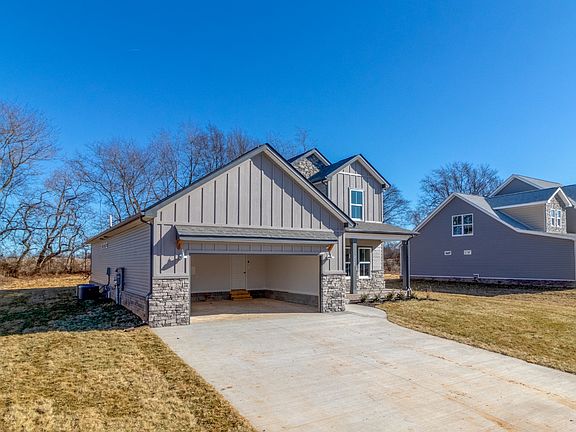 4th image of 544 Farmington Lot 544