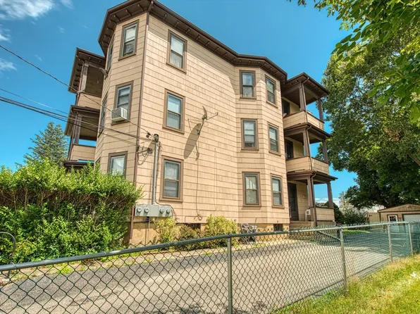 235 Field St, Brockton, MA 02302