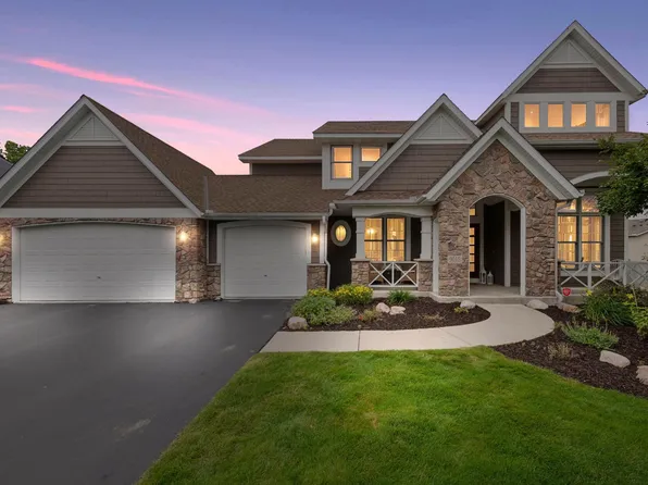 9015 Cold Stream Ln, Eden Prairie, MN 55347