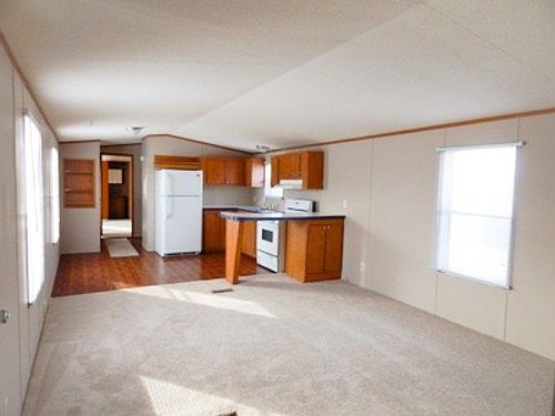 2nd image of 261 Vevay Dr E