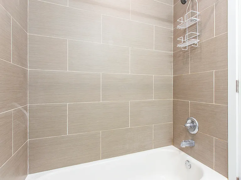 1519 Ogden St #1 — Photo 18