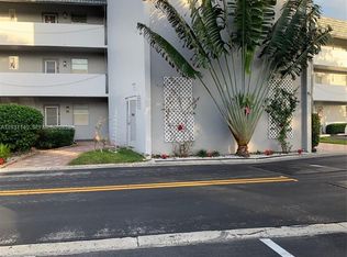 7797 Golf Circle Dr APT 310, Margate, FL 33063