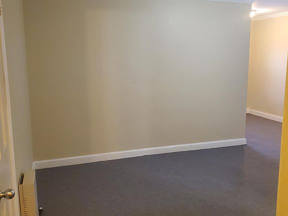 3rd image of 4511 Avondale St APT 202