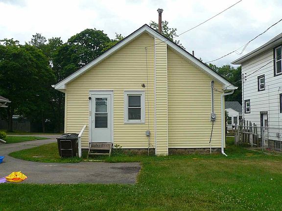 2nd image of 202 Meyers Ave