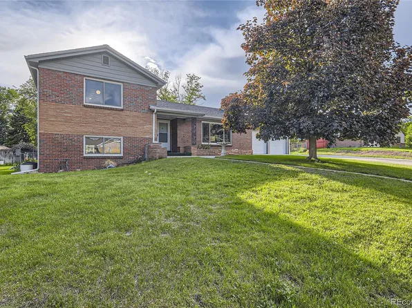 855 Flower Street, Lakewood, CO 80215