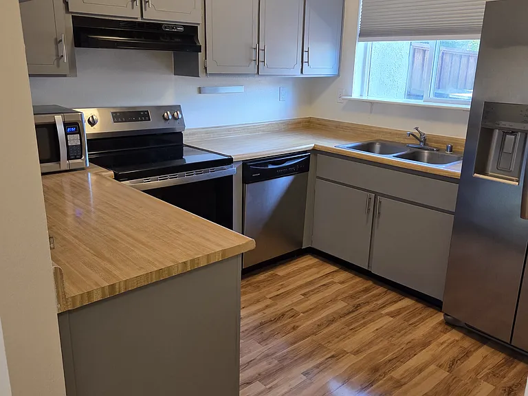 601 Racquet Club Cir — Photo 9
