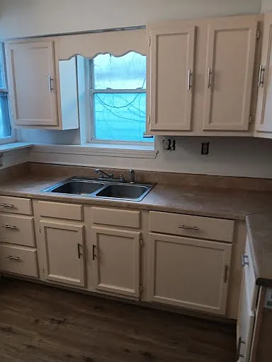 4224 Clay Ave — Photo 10