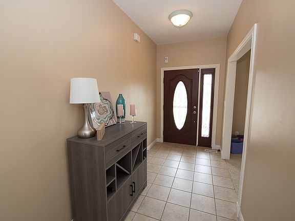 3rd image of 3492 Burnley Dr
