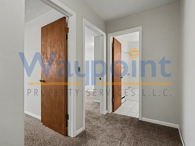 908 E Oak St #3 — Photo 7