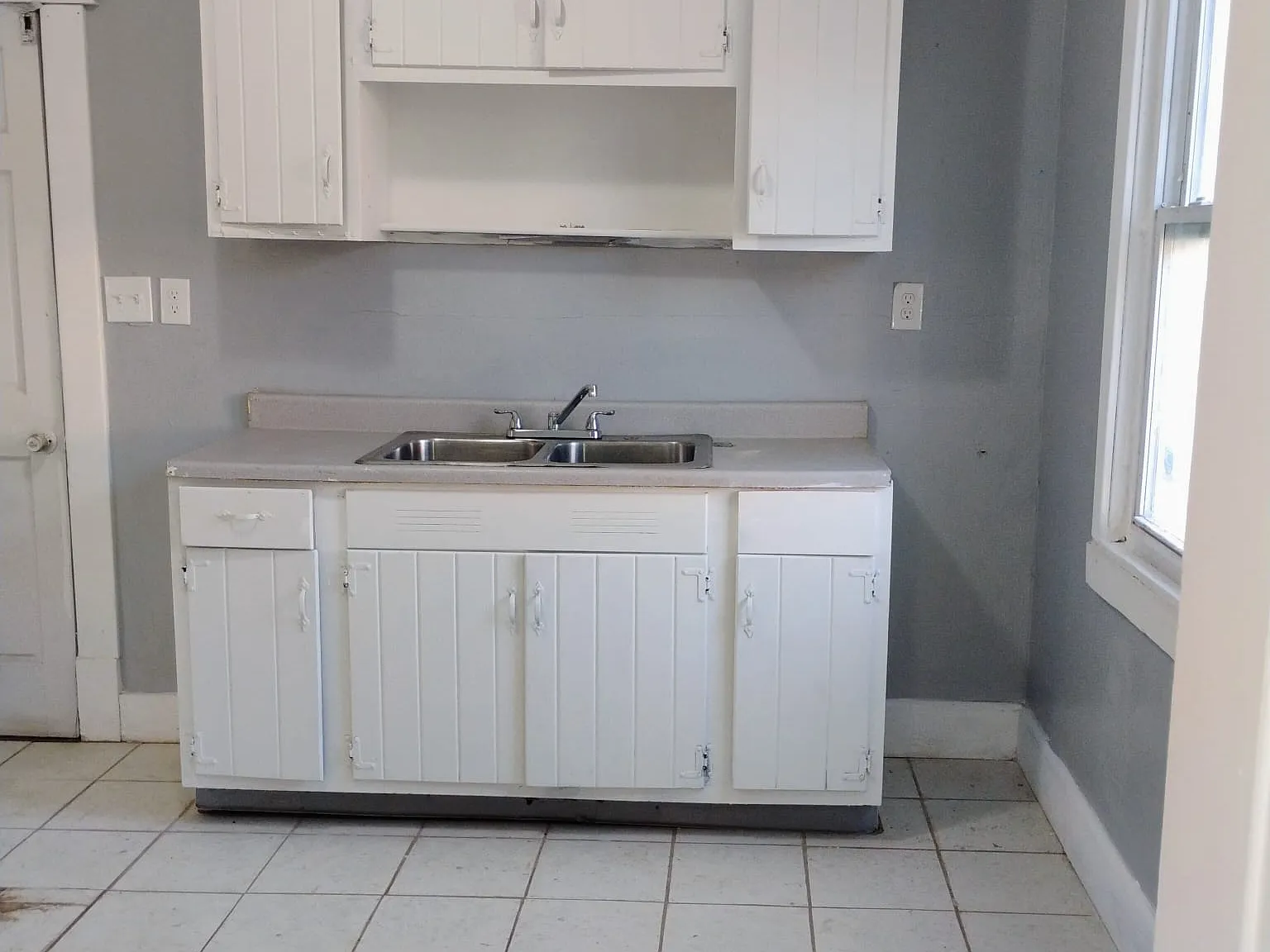 2 bed, $950 — Photo 2
