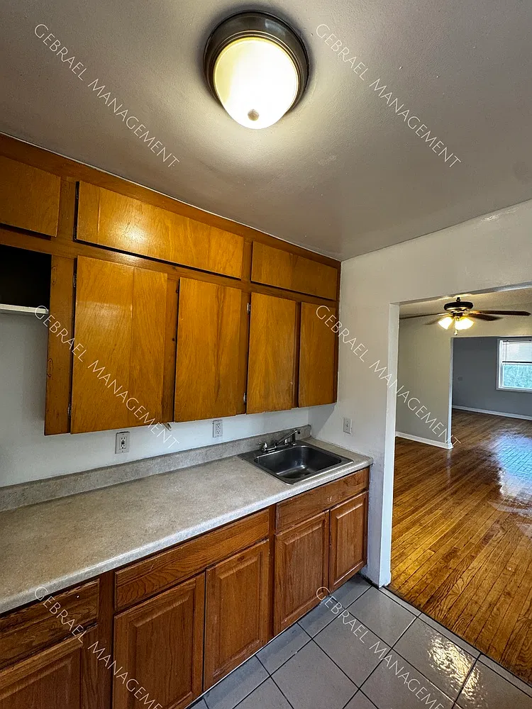 609 E. Paterson St. — Photo 1