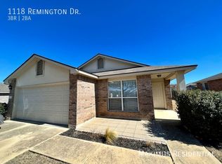 1118 Remington Dr, Leander, TX 78641