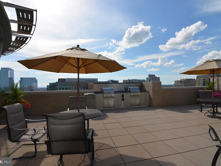 11800 Sunset Hills Rd #1102 — Photo 28